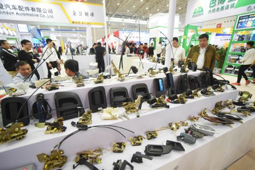 1700多家企業(yè)帶拳頭產(chǎn)品來(lái)漢，“辦汽配展離不開(kāi)武漢”(圖3)