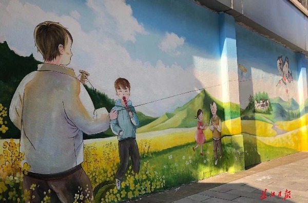 又多一處自拍網(wǎng)紅景點，中山大道80多幅大型彩色墻繪本月面世(圖1)