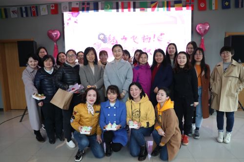 巧手做糕點(diǎn)，甜蜜迎佳節(jié) ▏武漢體育中心舉行“三八”婦女節(jié)關(guān)愛(ài)活動(dòng)(圖7)