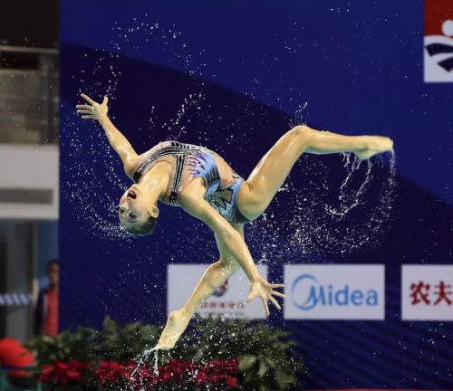 “水上芭蕾”究竟有多美？全國花樣游泳錦標賽武漢“綻放”（附精美圖集）(圖9)